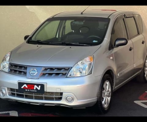 NISSAN LIVINA 16 2012