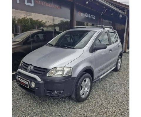 Volkswagen CrossFox 1.6 Mi Total Flex 8V 5p  - Prata - 2006/2007