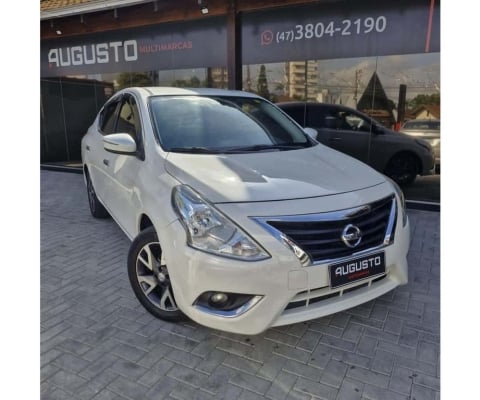 Nissan Versa 16 UNIQUE - Branca - 2015/2016