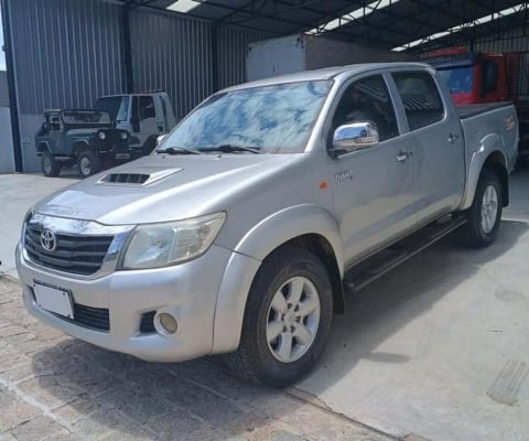 TOYOTA HILUX CD4X4 STD 2015