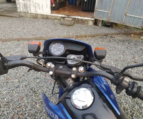 Moto com partida elétrica 