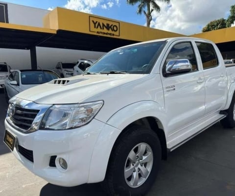 TOYOTA HILUX CD4X4 SRV 2013