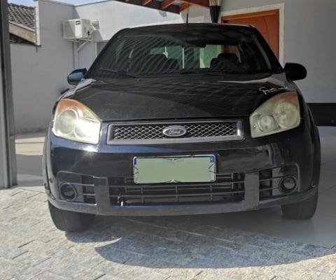 Fiesta Sedan 1.0 Flex abx da Fipe. Faz sem entrada.