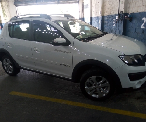 RENAULT SANDERO STEPWAY à venda ou troca.