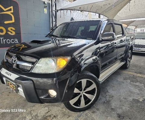 Toyota Hilux 3.0 SRV CD Turbo Diesel 4X4 2006 