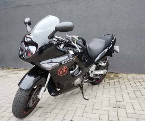 SUZUKI GSX 750 F