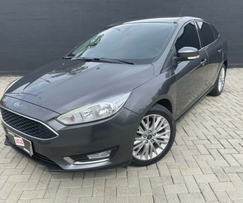 FORD FOCUS Fastback SE/SE PLUS 2.0 Flex Aut.