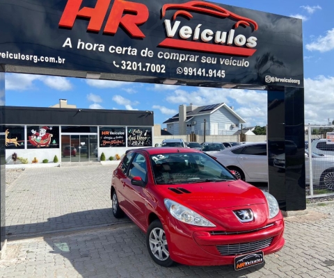 207 XR 1.4 Flex 8V 3p   2013 • 117.000 km