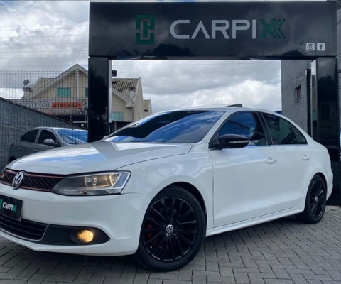 VOLKSWAGEN JETTA 2.0 TSI Highline 211cv - 2013/2013