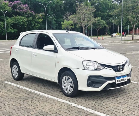 TOYOTA ETIOS XS 1.5 Flex 16V 5p Mec.