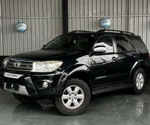 TOYOTA HILUX SW4 SRV 4X4 4.0 V6 24V AUT. 2010