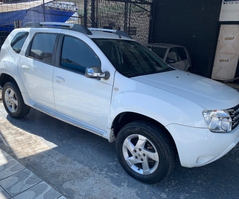 DUSTER 1.6 FLEX COMPLETA  2014