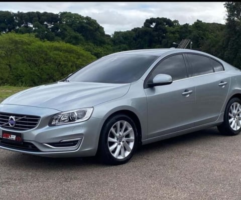 VOLVO S60 2.0 T5 KINETIC 16V TURBO 4P AUTO 2015