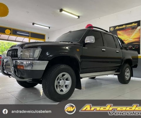 Toyota Hilux CD SRV 4x2 3.0 8V 90cv Diesel