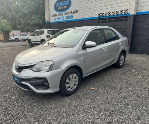 Toyota ETIOS 1.5 XS 16V FLEX 4P AUTOMÁTICO