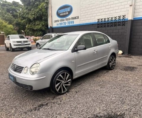 Volkswagen Polo sedan 2003 2.0 mi 8v gasolina 4p manual