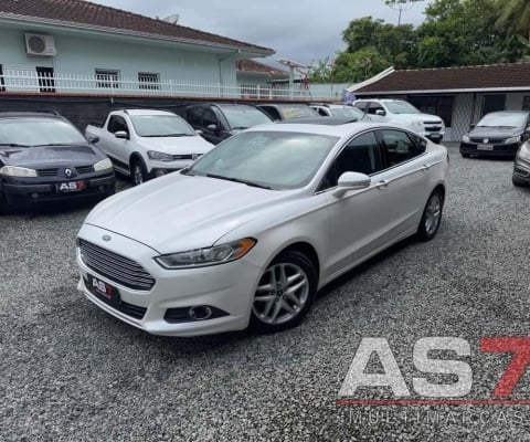 Ford Fusion 2.5L I-VCT Flex Aut.  - Branca - 2013/2013