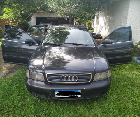 AUDI A4 à venda.