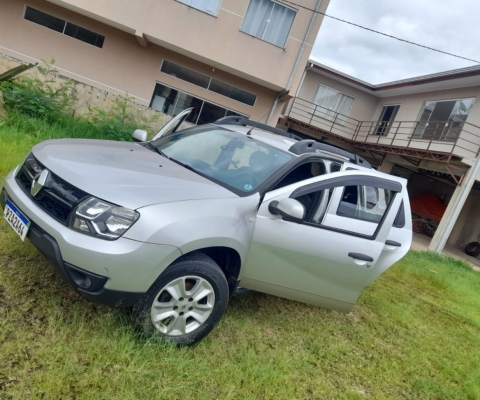 RENAULT DUSTER à venda.