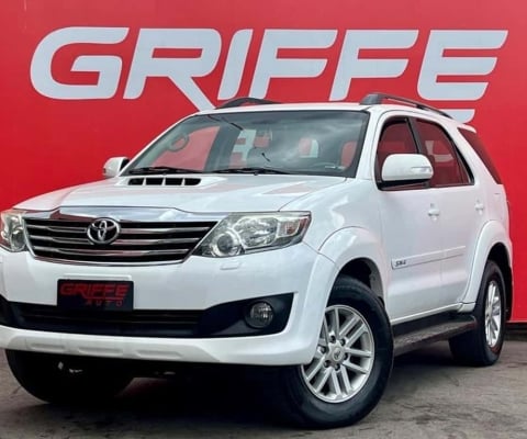 TOYOTA HILUXSW4 SRV4X4 2013