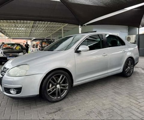 Volkswagen JETTA 2.5 I 20V 170CV GASOLINA 4P TIPTRONIC