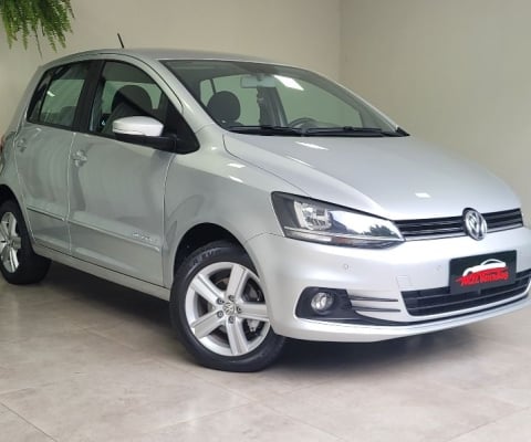 Volkswagen Fox Comfortline 2016 1.6 Flex Completo