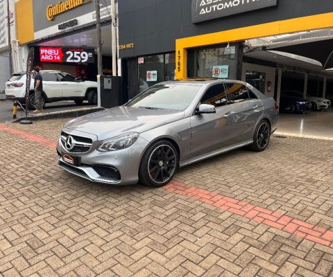 MERCEDES BENZ E63 AMG V8 BITURBO 2015