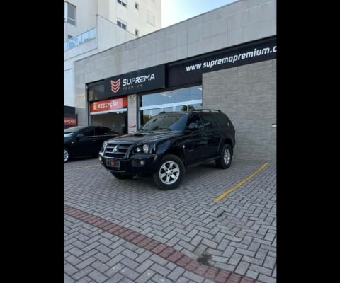 Mitsubishi PAJERO SPORT 2.5 HPE 4X4 8V TURBO INTERCOOLER DIESEL 4P AUTOMÁTICO