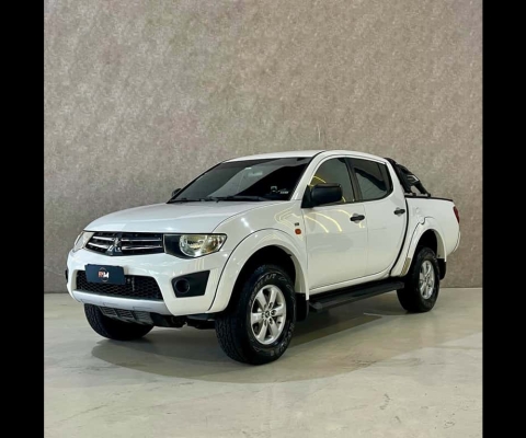 MITSUBISHI L200 Triton HLS 2.4 Flex 16V CD Mec.