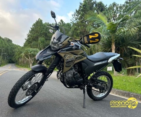 Yamaha Lander 250 2022 com 15 MIL KM