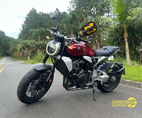 CB 1000R/ABS 2023 com 1900 KM