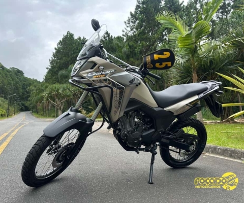 SAHARA 300 ADVENTURE ABS 2025 c/ 2 MIL KM