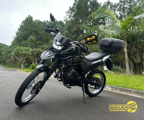 Yamaha Xtz 250 Lander 2022 com 9 MIL KM