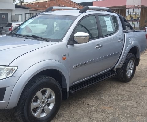 MITSUBISHI L200 TRITON à venda.