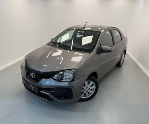 TOYOTA ETIOS SEDAN X PLUS 1.5 AUT 2020 | ACEITAMOS TROCA | FINANCIAMENTO ATÉ 60X