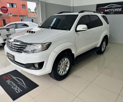 TOYOTA HILUX SW4 4X4SR 2013