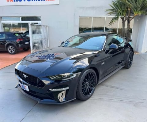 FORD MUSTANG GT Premium 5.0 V8