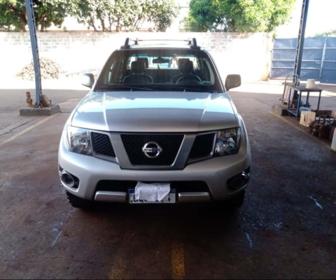 Nissan FRONTIER 2.5 SV ATTACK 4X4 CD TURBO ELETRONIC DIESEL 4P AUTOMÁTICO