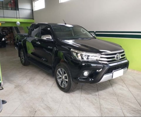 Toyota Hilux Cabine Dupla 2.8 SRX 4X4 DIESEL CABINE DUPLA AUTOMÁTICO