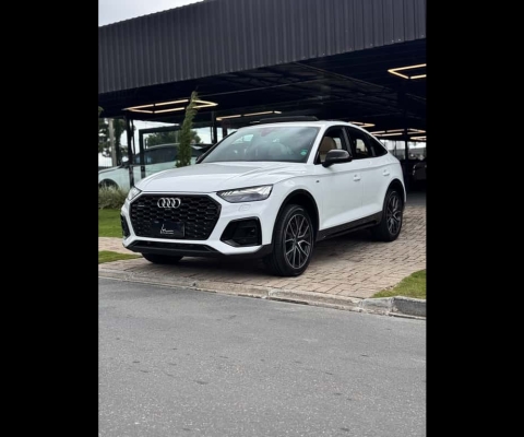 AUDI Q5 SPB. S-Line Black 2.0 TFSI Qua.S-Tron