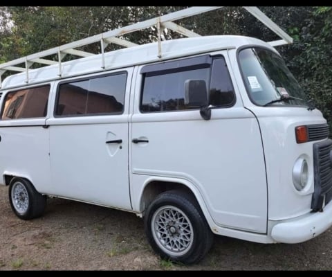 Volkswagen Kombi Kombi 1.4 Envidraçada