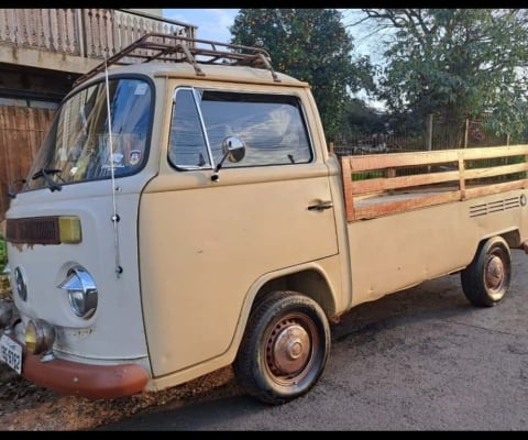 Volkswagen KOMBI 1.6 MI PICK-UP CS 8V GASOLINA 2P MANUAL