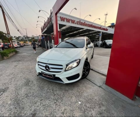 Mercedes-Benz GLA 250 2.0 16V TURBO GASOLINA SPORT 4P AUTOMÁTICO