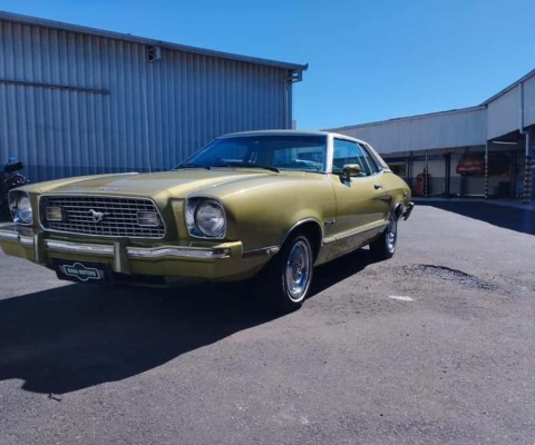 FORD MUSTANG V6 1974