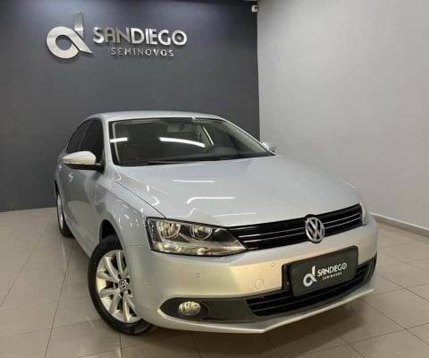 VOLKSWAGEN JETTA Comfortline 2.0 T.Flex 8V 4p Tipt.