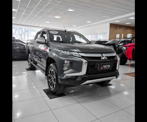 Mitsubishi L200 TRITON 2.4 16V TURBO DIESEL SPORT HPE-S CD 4P 4X4 AUTOMÁTICO