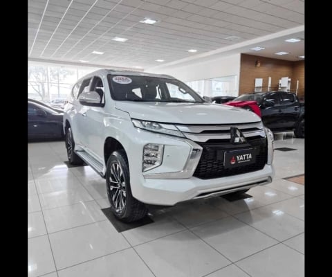 Mitsubishi PAJERO SPORT 2.4 16V MIVEC TURBO DIESEL HPE AWD AUTOMÁTICO