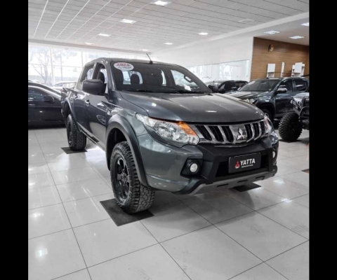 Mitsubishi L200 TRITON 2.4 16V TURBO DIESEL OUTDOOR GLS CD 4X4 AUTOMÁTICO