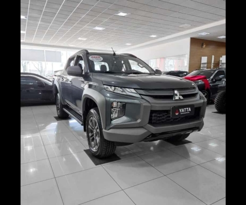 Mitsubishi L200 TRITON 2.4 TURBO DIESEL 4X4 AT SPORT OUTDOOR PLUS