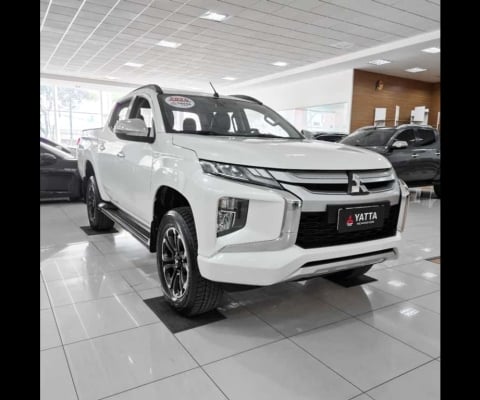 Mitsubishi L200 TRITON 2.4 16V TURBO DIESEL SPORT HPE CD 4P 4X4 AUTOMÁTICO